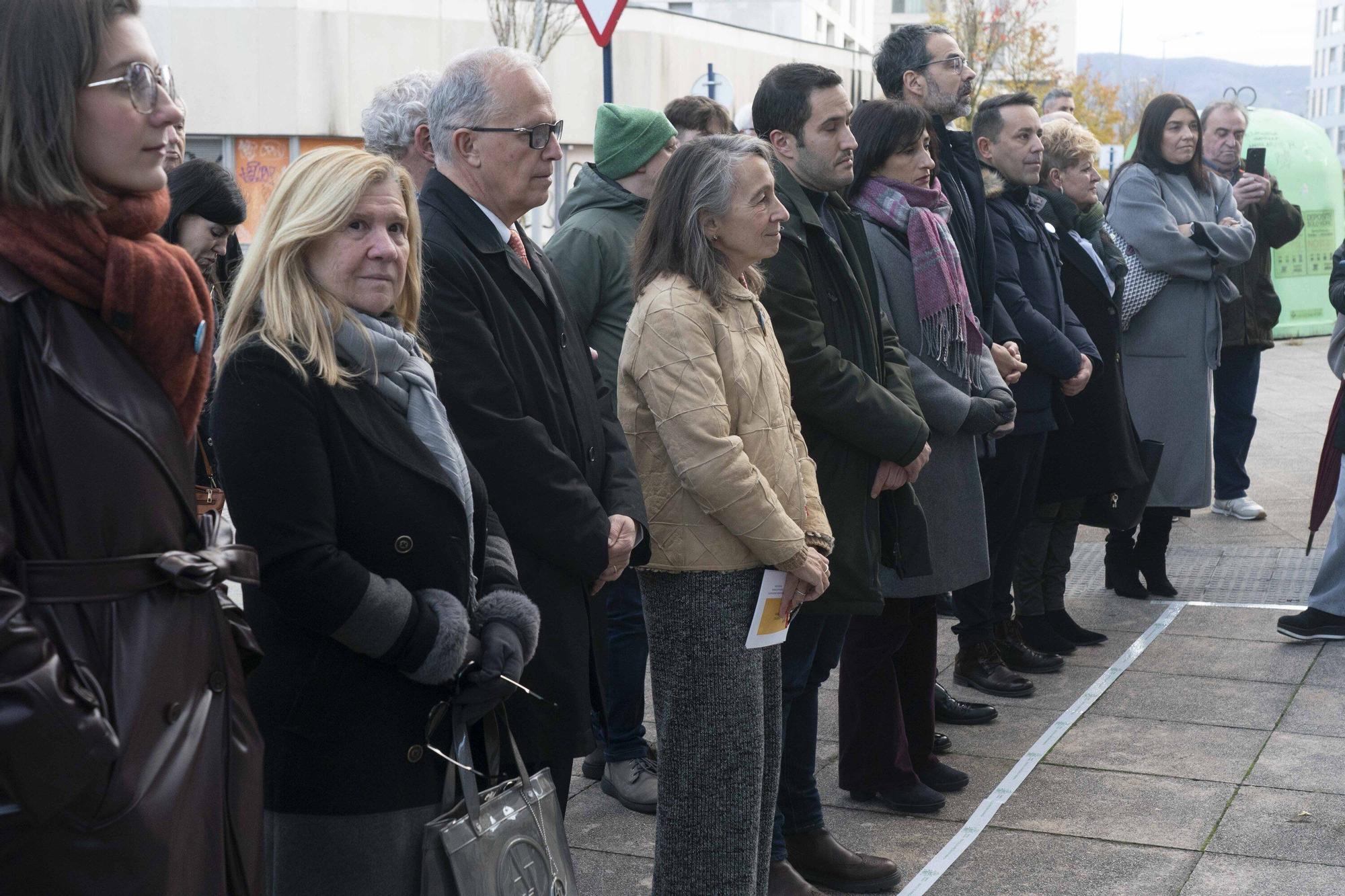 En imágenes: Zabalgana estrena un mural sobre la evolución del movimiento obrero