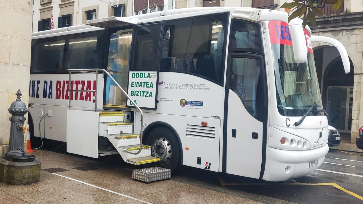El autobús para donar sangre regresará mañana a Ispaster. El autobús para donar sangre regresará mañana a Ispaster.