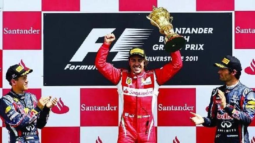 Alonso, a la expectativa de dar otro zarpazo a los Red Bull