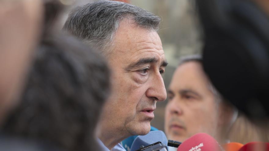 Esteban pide a Sánchez que dé explicaciones antes del 24 de junio y critica el 