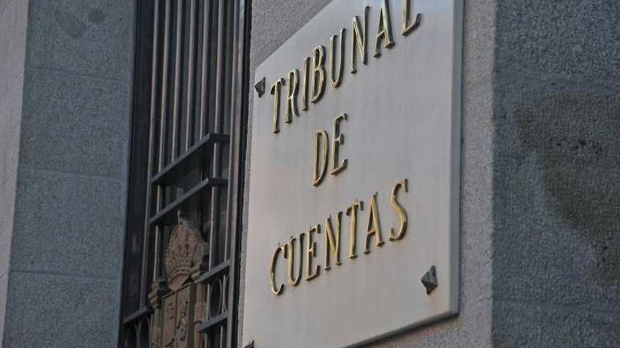 El Tribunal de Cuentas sugiere eliminar la homologación de títulos para extranjeros con experiencia