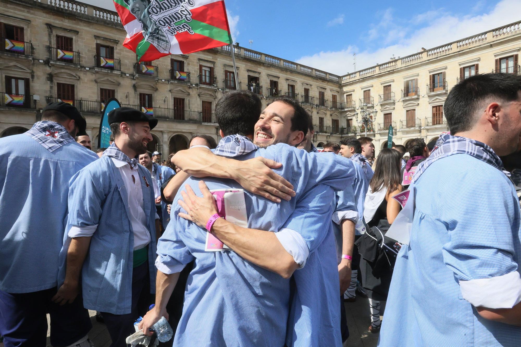 En imágenes: Basatiak gana de nuevo la Carrera de Barricas