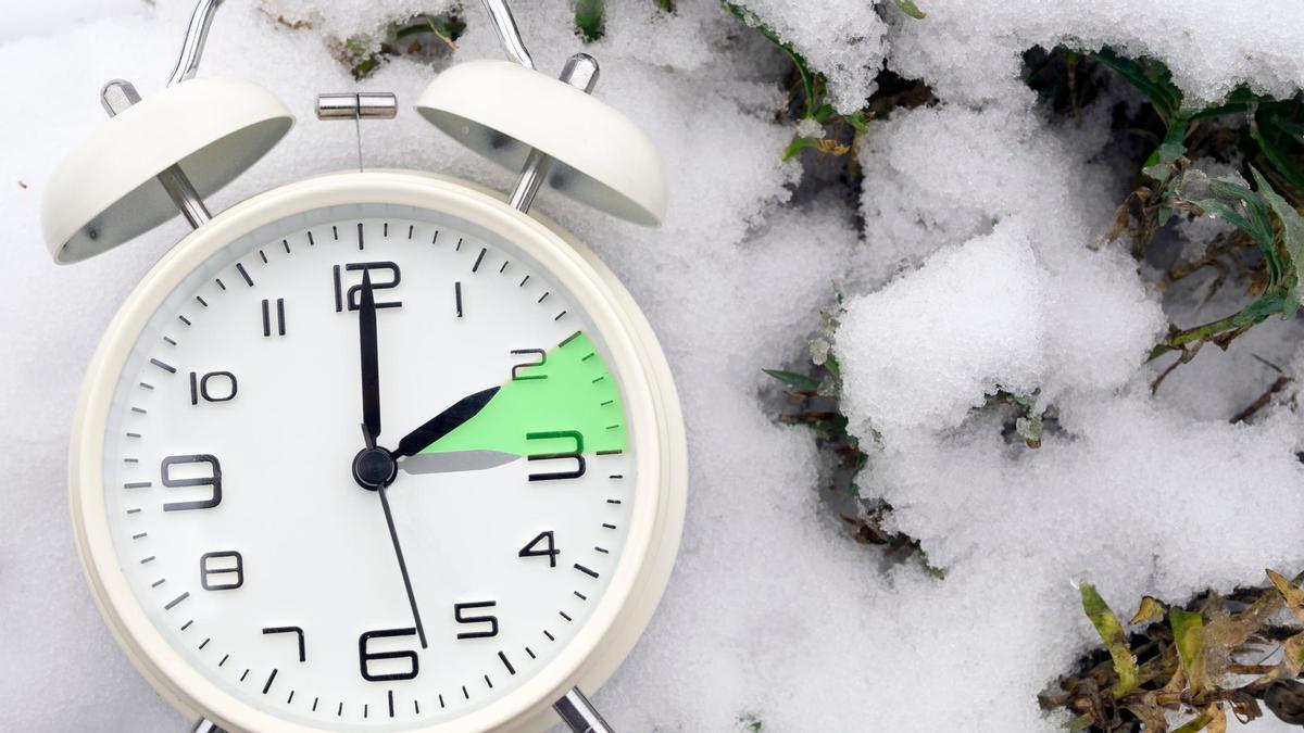 El domingo 25 de octubre se retrasa una hora el reloj debido al ajuste del horario de invierno.