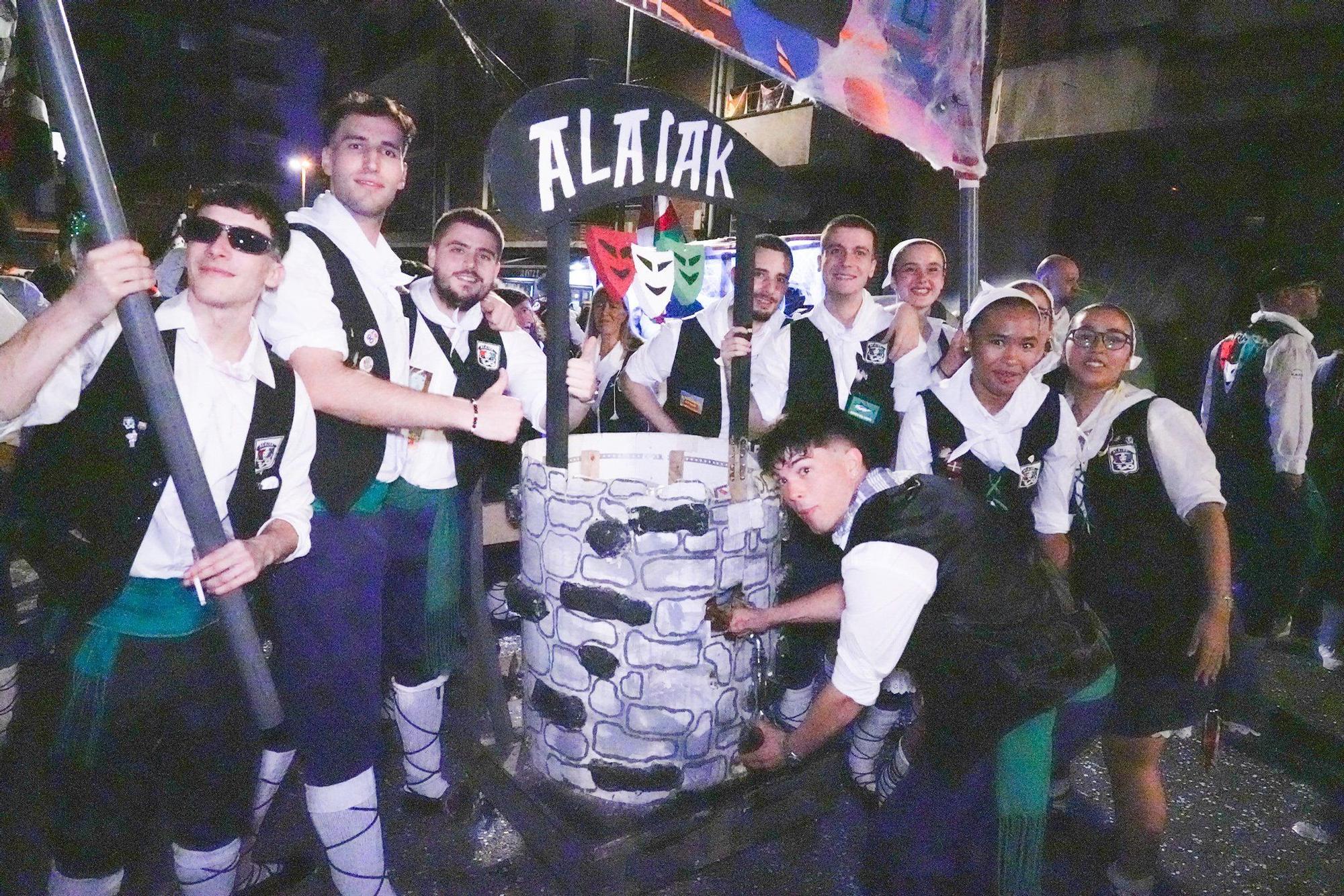 Yeray González da la salida a la intensa maratón de 9 días de fiestas de Basauri con las cuadrillas invadiendo las calles