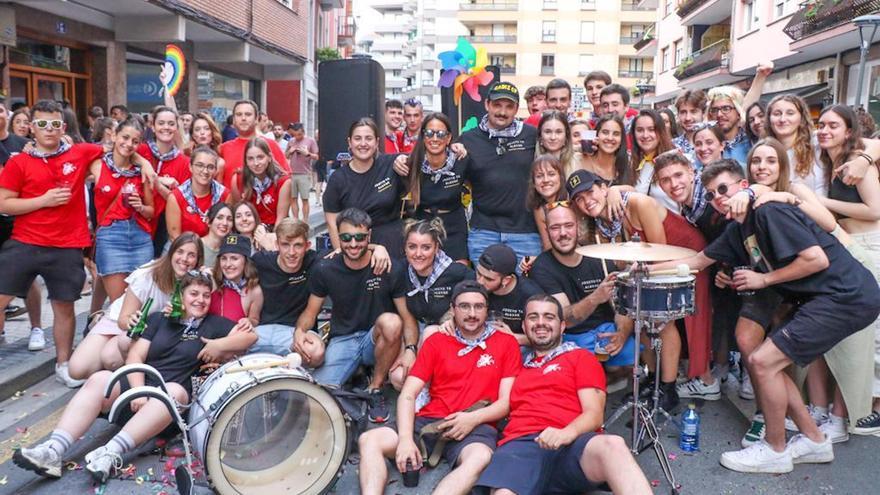 De lunes a viernes abogado y los fines de semana cantante de elektrotxaranga