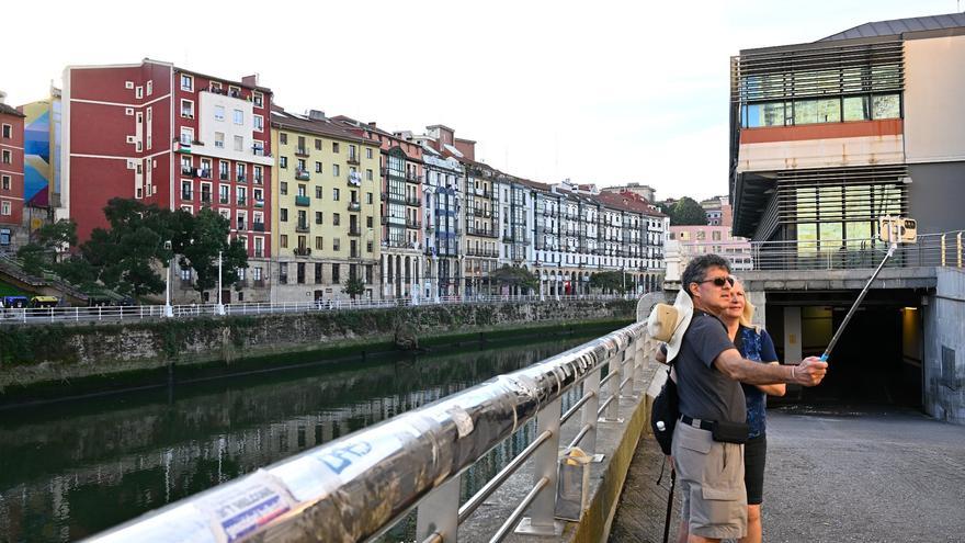 Los hosteleros de Marzana suman 56.000 euros en sanciones por rebelarse contra Costas