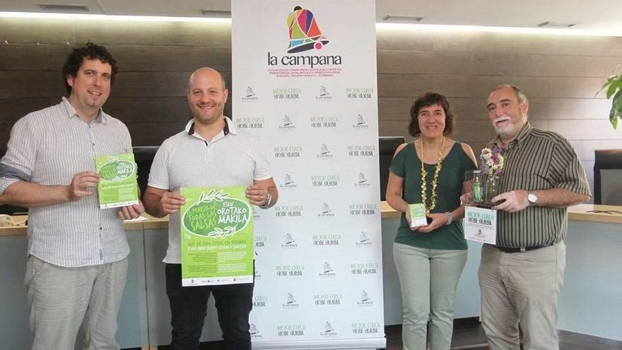 Mikel Oteiza (Villava), Javier Pérez y Olga Martínez y Txema Noval (Burlada).