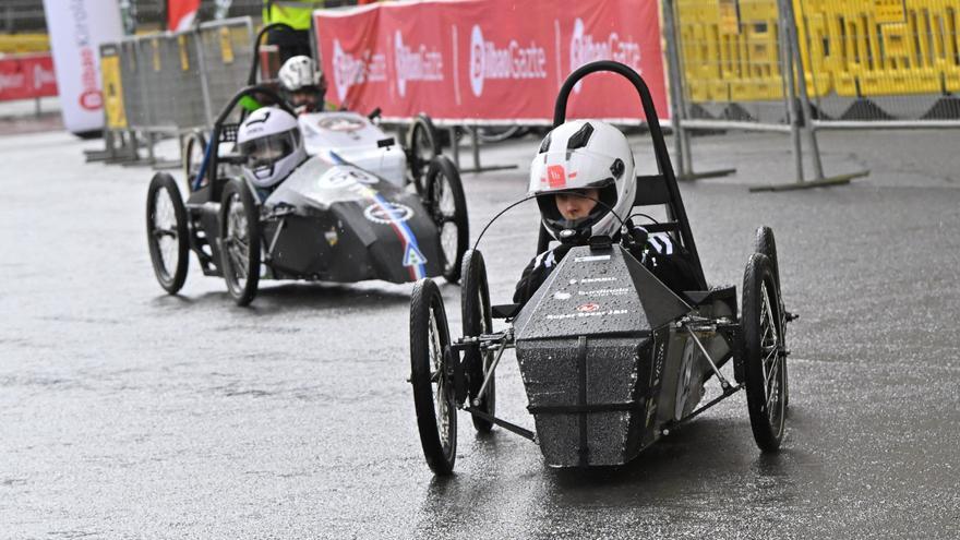 De las aulas al circuito: la Bilbao Urban Race conquista San Mamés