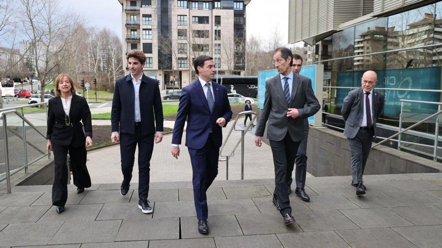 Pradales preside la inauguración de la Torre Cuántica del CIC nanoGune en Donostia