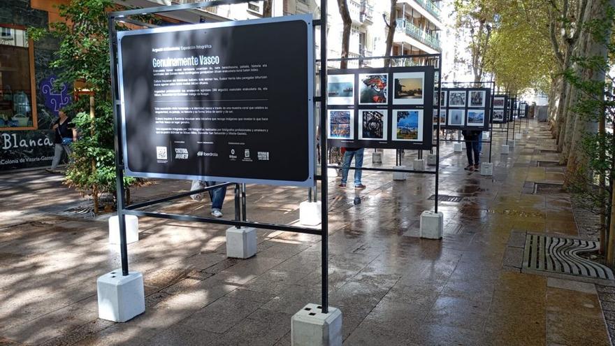 Fotografía de la exposición &quot;Genuinamente vasco&quot; en Vitoria.
