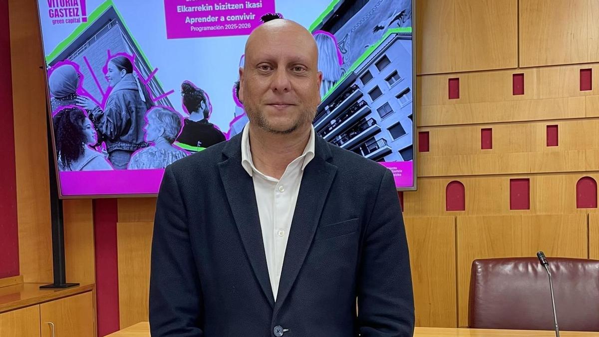 &#039;Elkarrekin bizitzen ikasi&#039; egitarauak 16 jarduera proposatuko ditu Gasteizen ikasturte berrian.