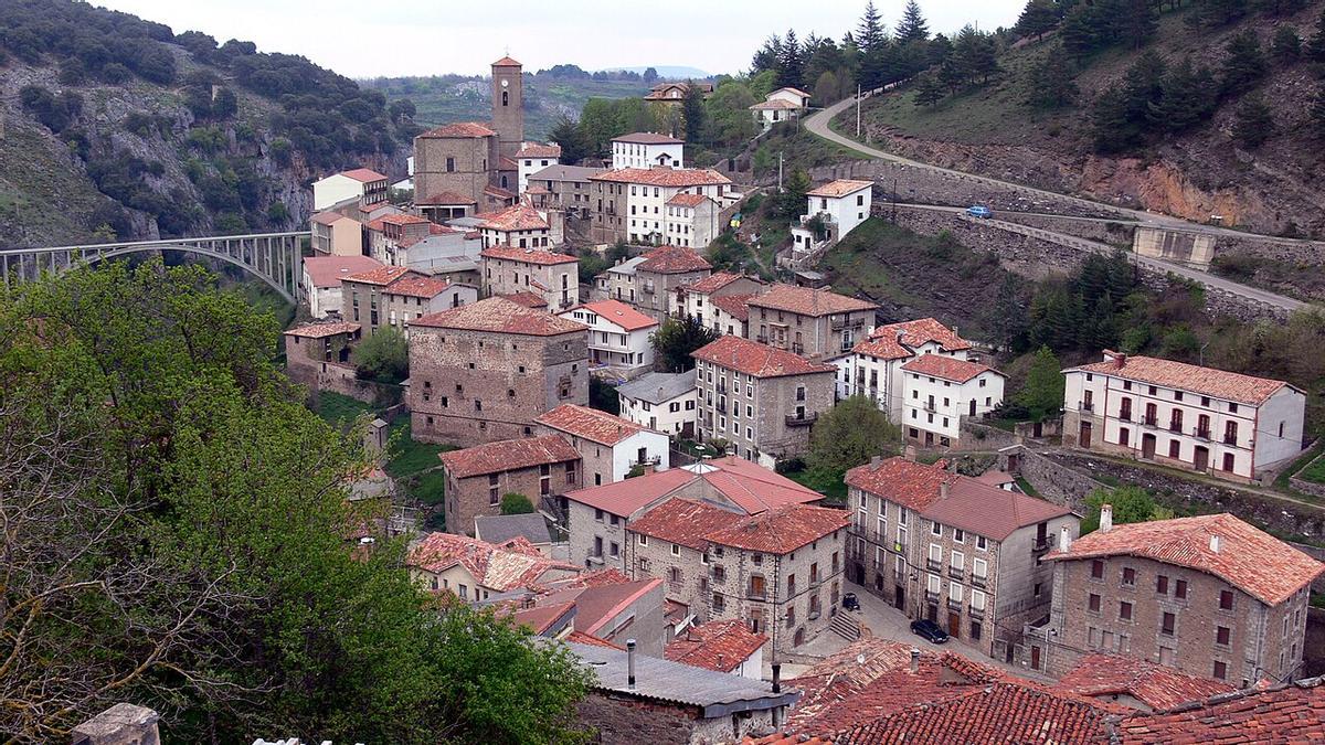 Vista general de Ortigosa de Cameros