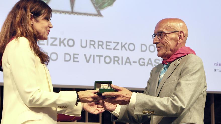 En imágenes: Entrega de la Medalla de Oro de la ciudad
