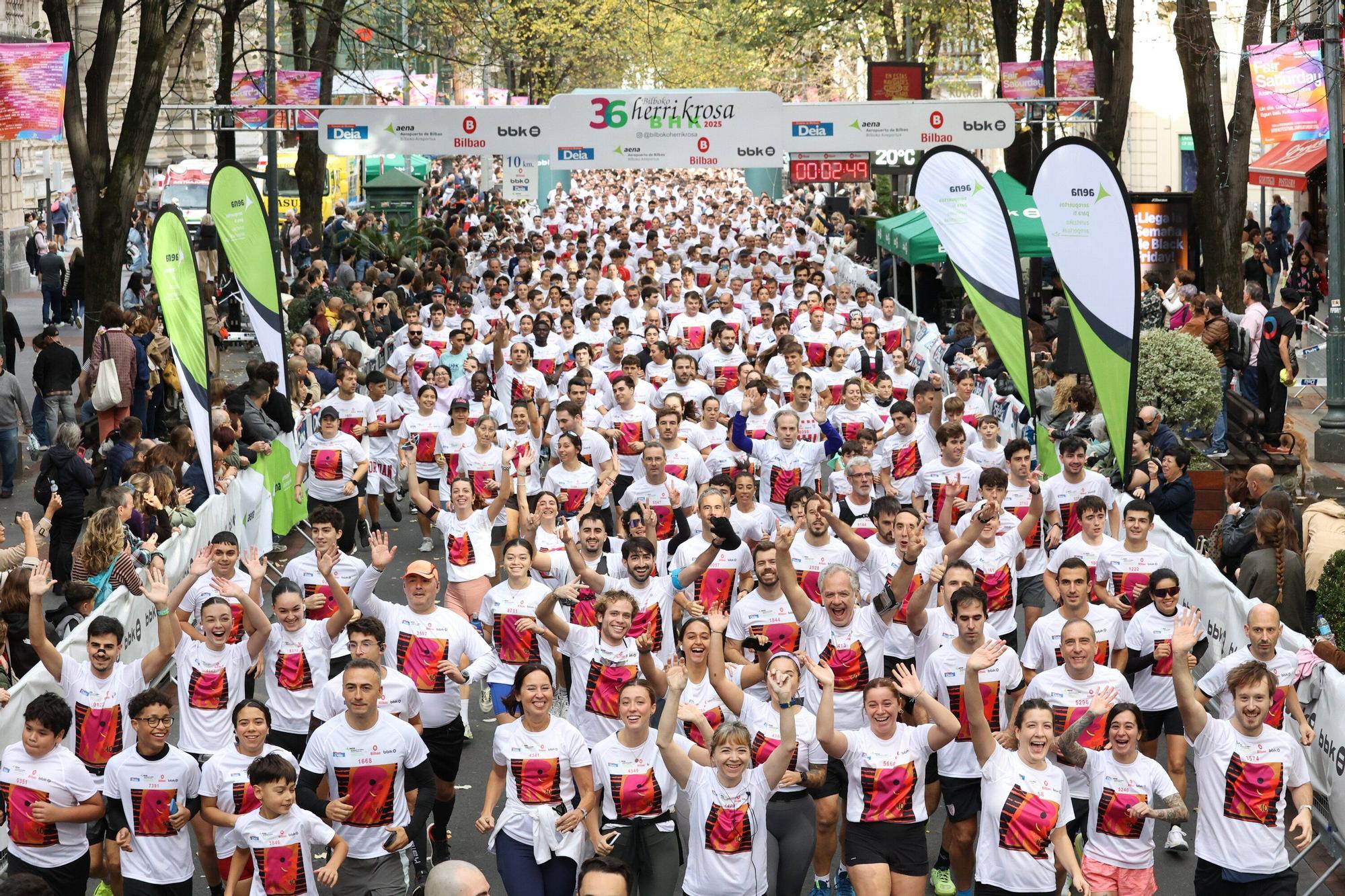En imágenes: la Herri Krosa calienta motores en Bilbao