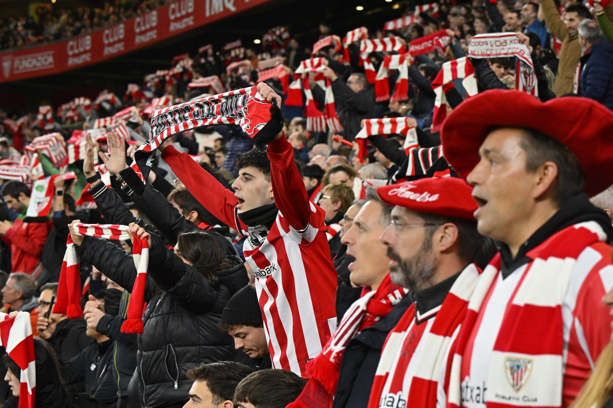 En imágenes: ¿Has estado en San Mamés viendo el Athletic-Real Oviedo? Búscate en nuestra galería de fotos
