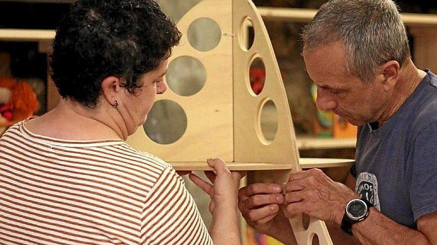 Kromosoma Tailerrean 'Jostagailuak' erakusketa zabalik dago