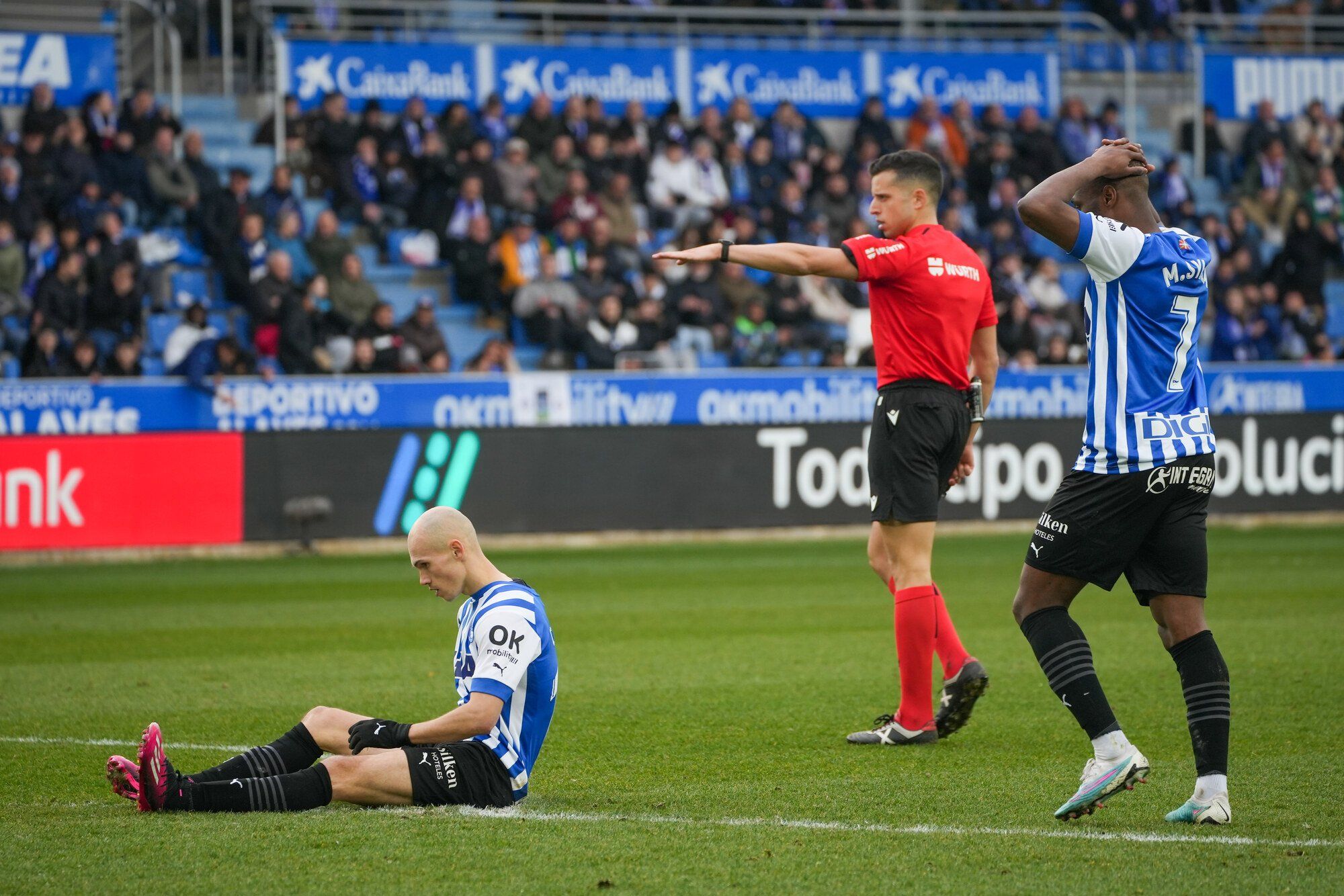 En imágenes: Todas las fotos del empate sin goles entre Alavés y Cartagena