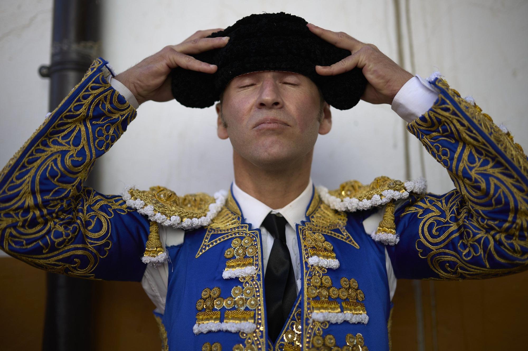 Fotos de la corrida de toros en Tudela con toros de Garzón Valdenebro