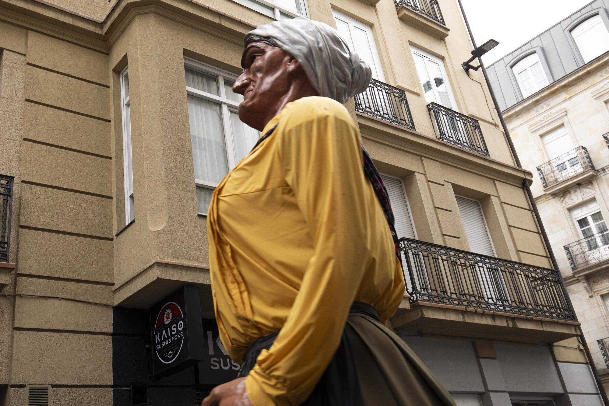 Comparsa de Cabezudos