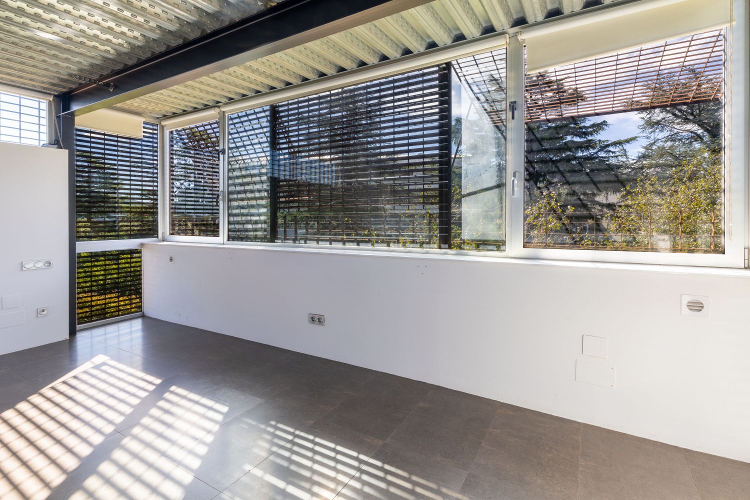Exclusiva Villa Bifamiliar en venta en un paraíso, ubicada en el Alto de Zorroaga, en San Sebastián