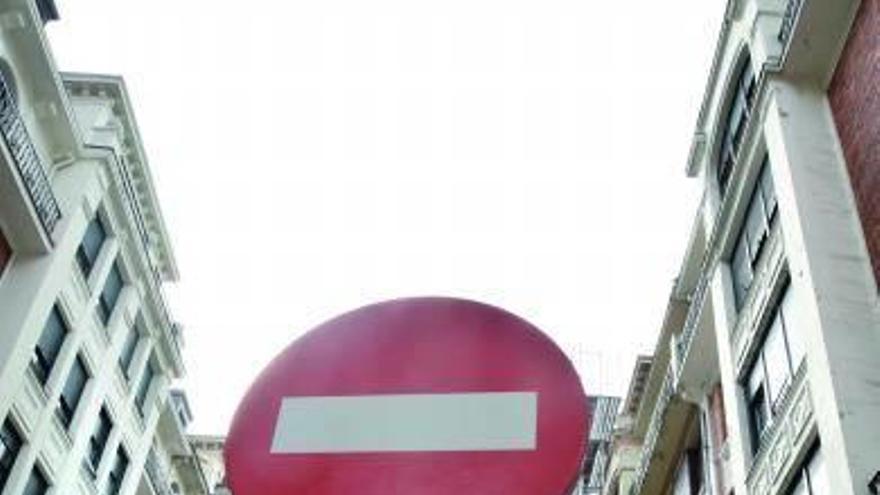 El paso de turismos quedará prohibido tras las obras.