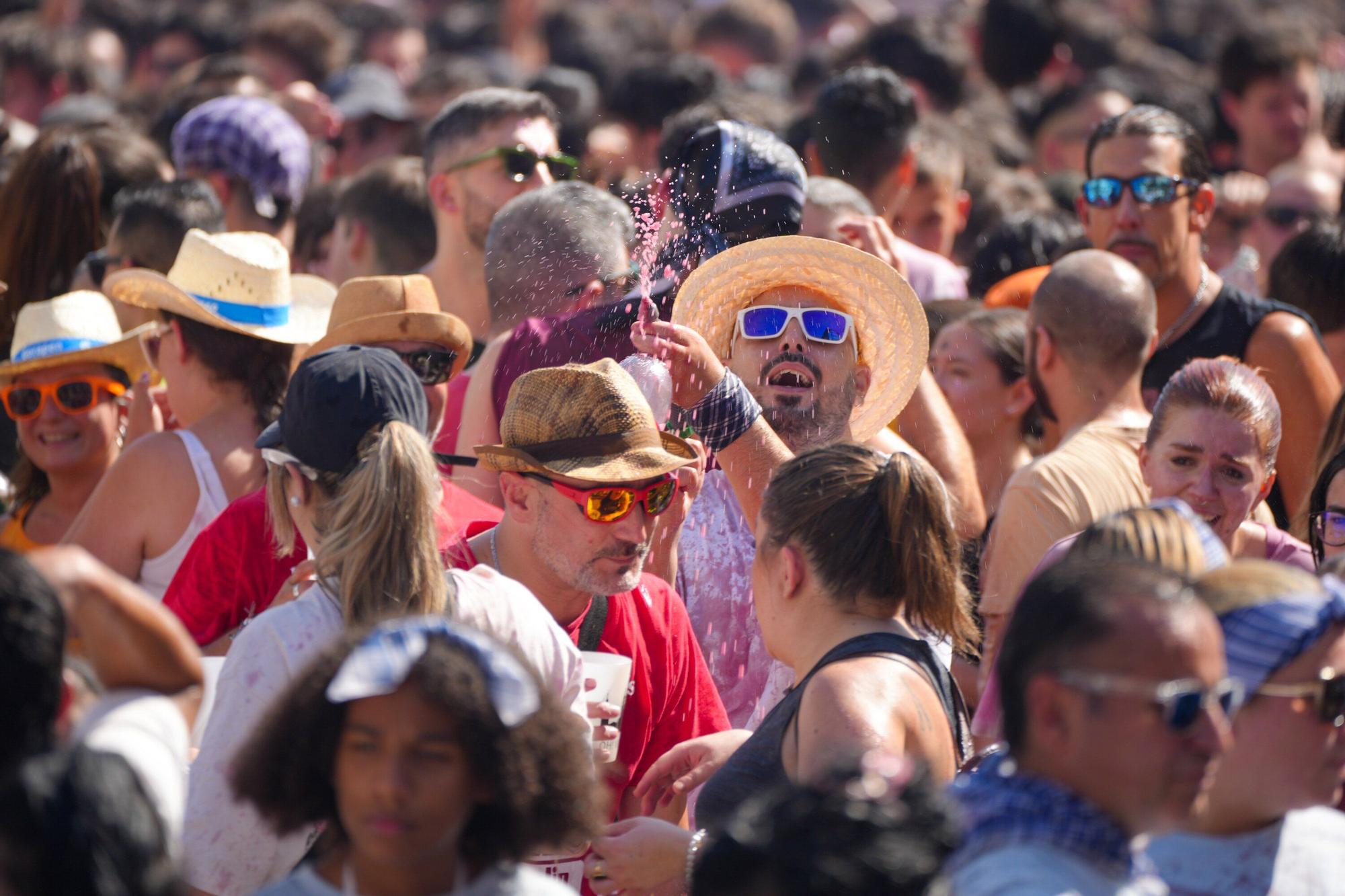 En imágenes: Así ha sido la bajada de Celedón en 2025