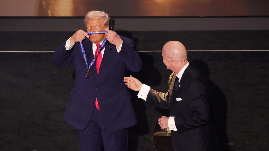 Trump dice que la FIFA ayudará a recaudar 75 millones de dólares para Gaza