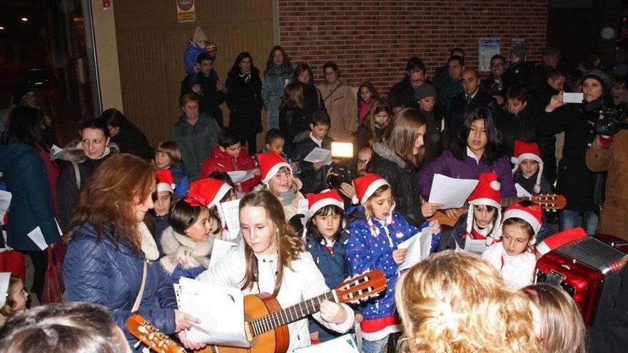 Un concierto de Navidad en la calle.