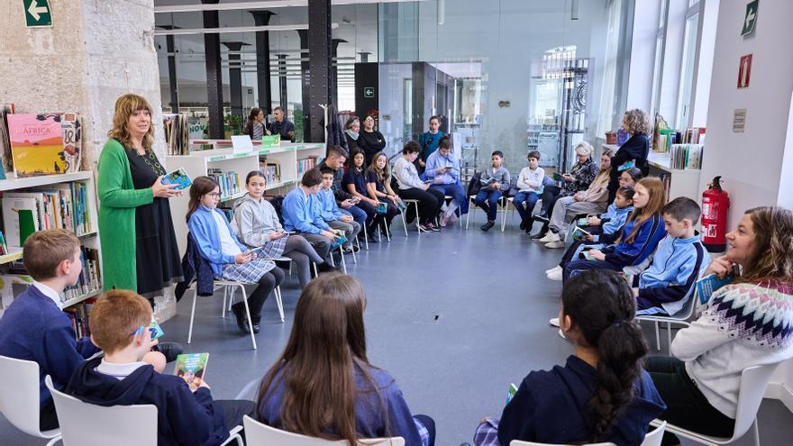 Alumnos de Primaria de 36 centros escriben el &#039;Cuento Cadena por los Derechos Humanos 2025&#039;