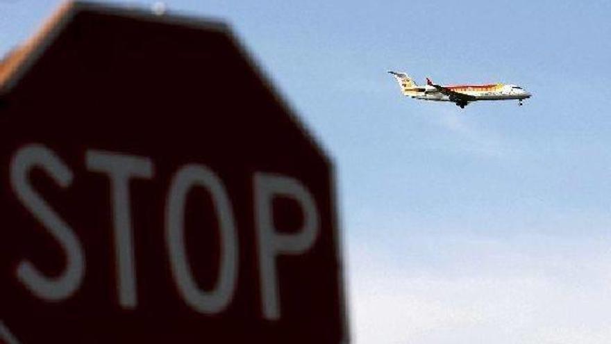 Un pasajero intenta desviar un avión para ir al Primero de Mayo en Estambul