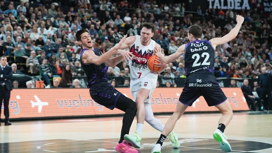 El Baskonia se lleva el derbi de los infortunios
