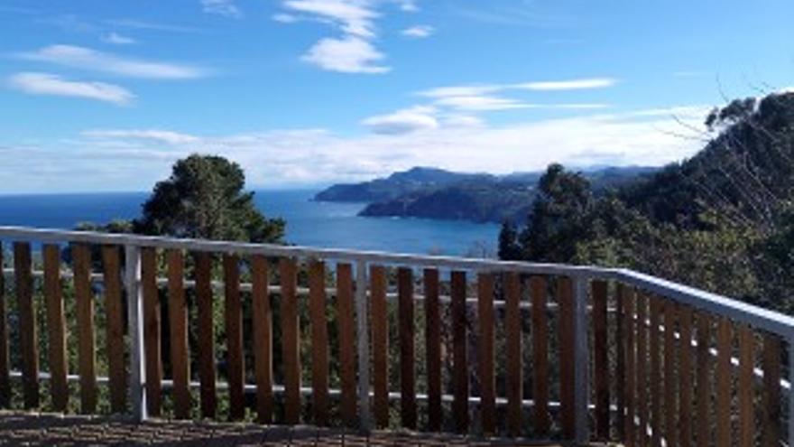 Elantxobe inaugura un nuevo mirador en el barrio de Oleta