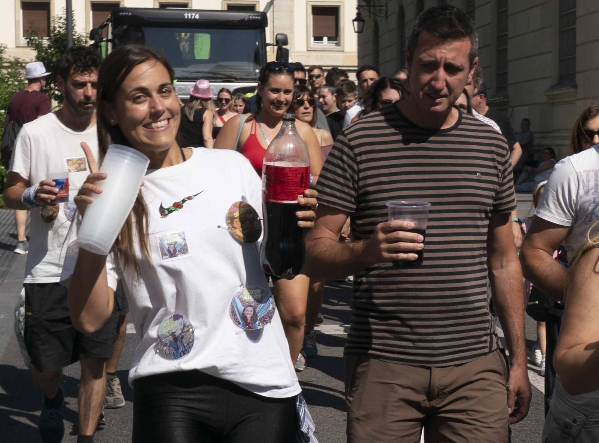 En imágenes: Vitoria sale a la calle a celebrar La Blanca tras el txupinazo