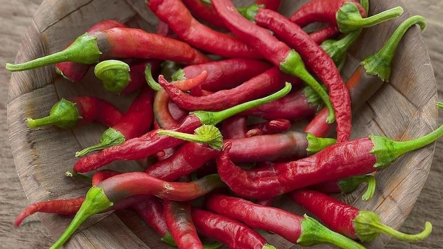 Sufre una constricción de arterias cerebrales por comer un chile