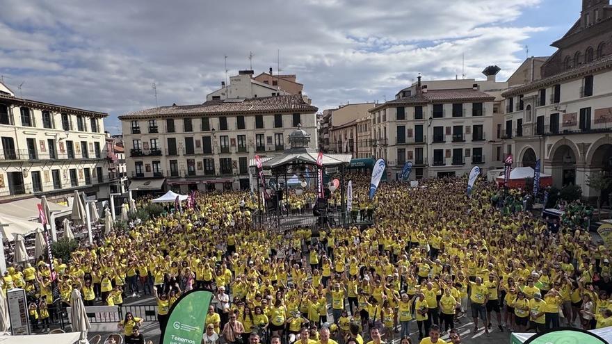 Más de 5.000 personas en la IX Marcha Contra el Cáncer de la Ribera