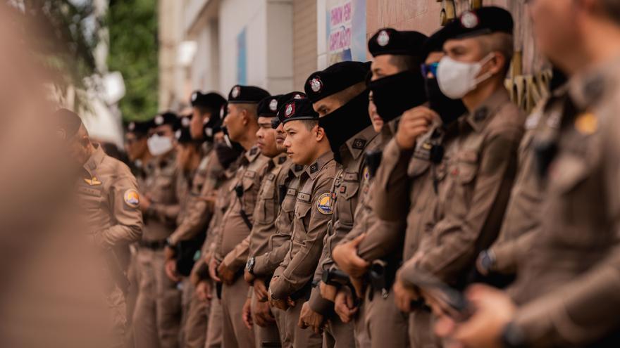 Camboya pide alto el fuego &quot;inmediato&quot; y Tailandia rechaza el uso de la fuerza en la frontera