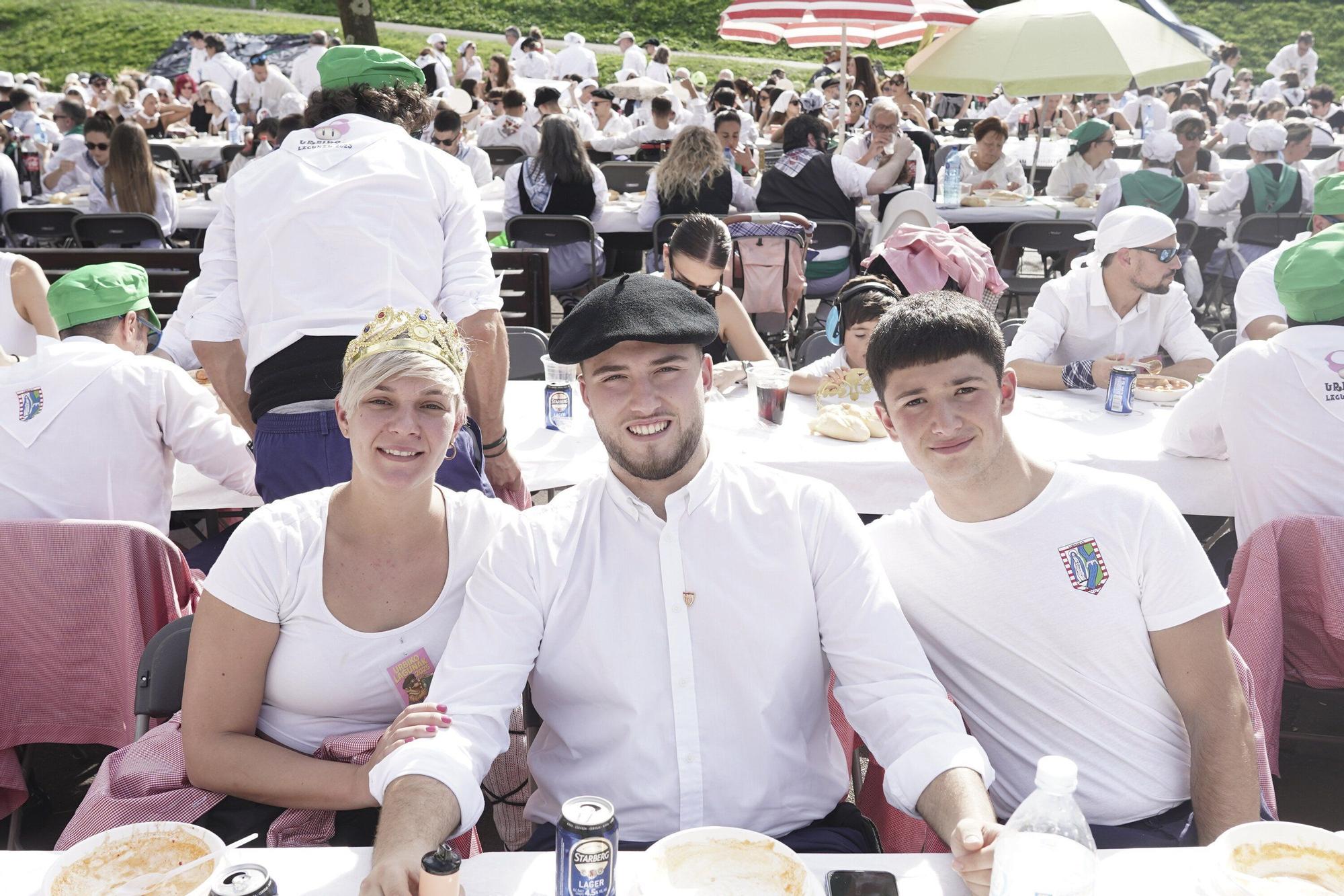 Más de 3.600 personas en la comida de cuadrillas de Basauri: “Es es indescriptible, se nos está yendo de las manos”