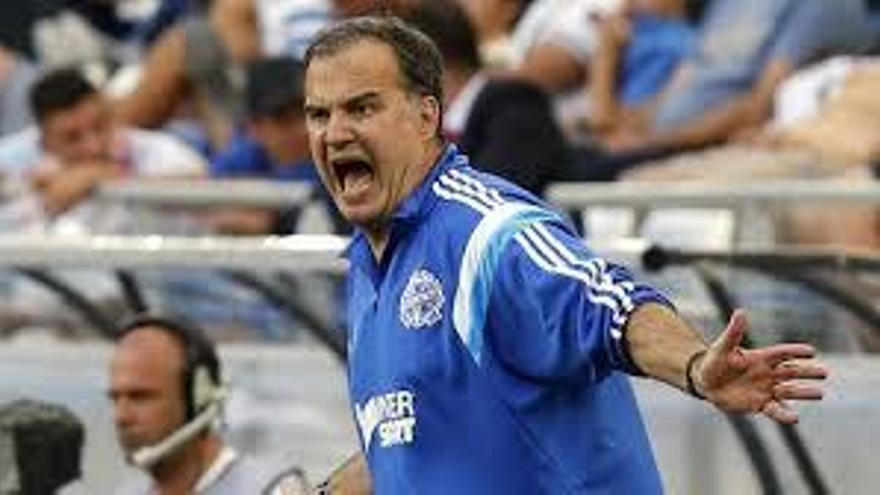 El PSG frena a Bielsa