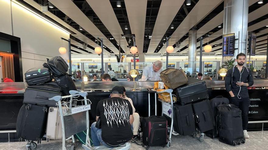 Un detenido en Inglaterra por el supuesto ciberataque que afectó a aeropuertos europeos