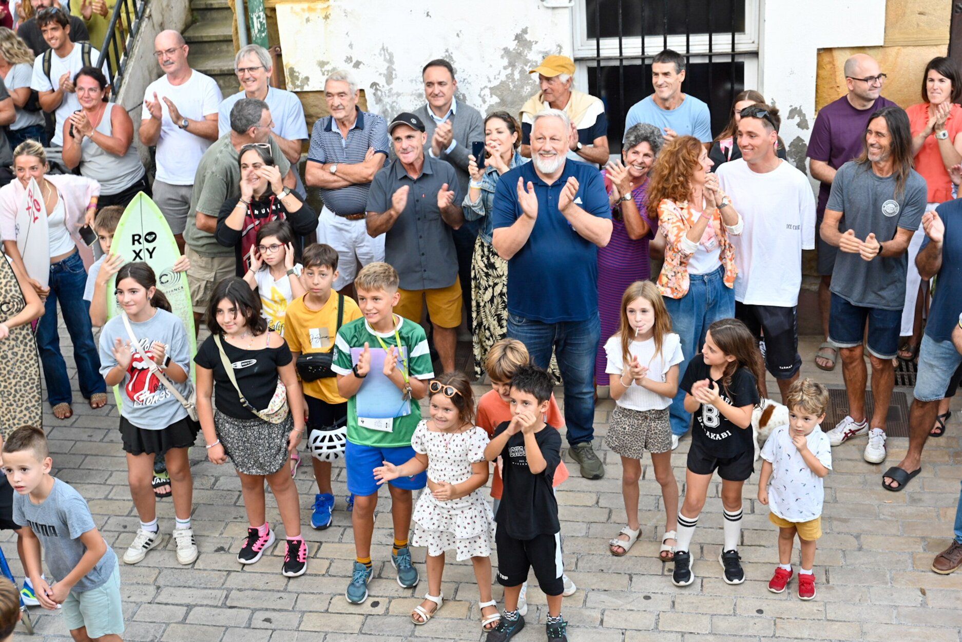 Zumaia rinde un emocionante homenaje a la campeona del mundo Janire Gonzalez Etxabarri