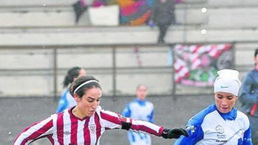 Gurutze y Erika marcan distancias