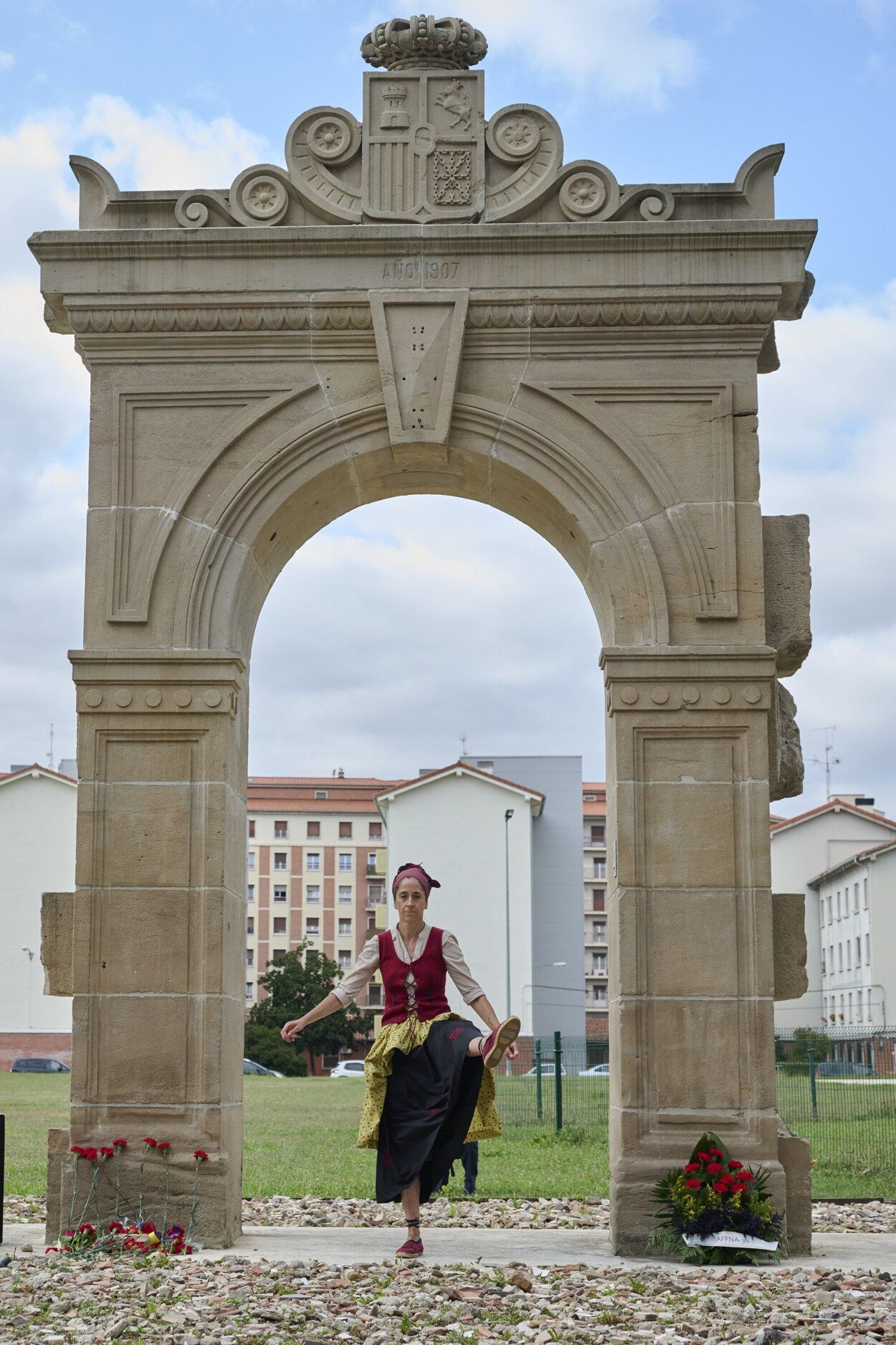 Fotos del homenaje en la vieja cárcel de Pamplona por el 89 aniversario de la matanza de Valcaldera