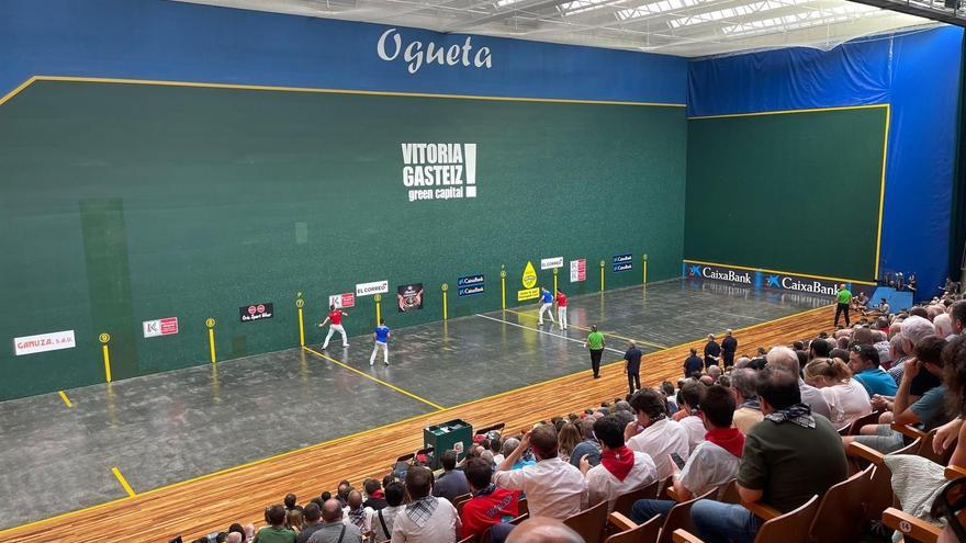 Gasteizko Udalak 15 sarrera bikoitz zozkatuko ditu Andre Maria Zuriaren pilota txapelketarako