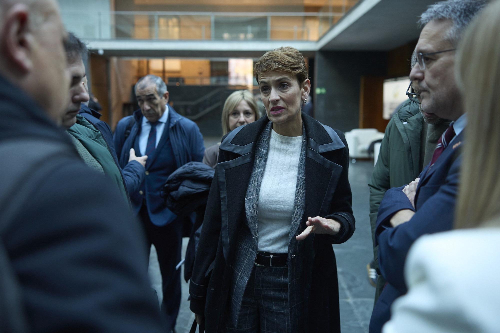 Fotos del pleno del Parlamento de Navarra del 27 de noviembre