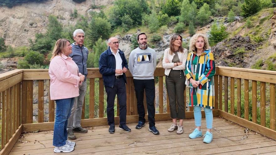 La ruta de los paisajes mineros de asfaltos naturales de Montaña Alavesa pone en valor el pasado industrial de la comarca