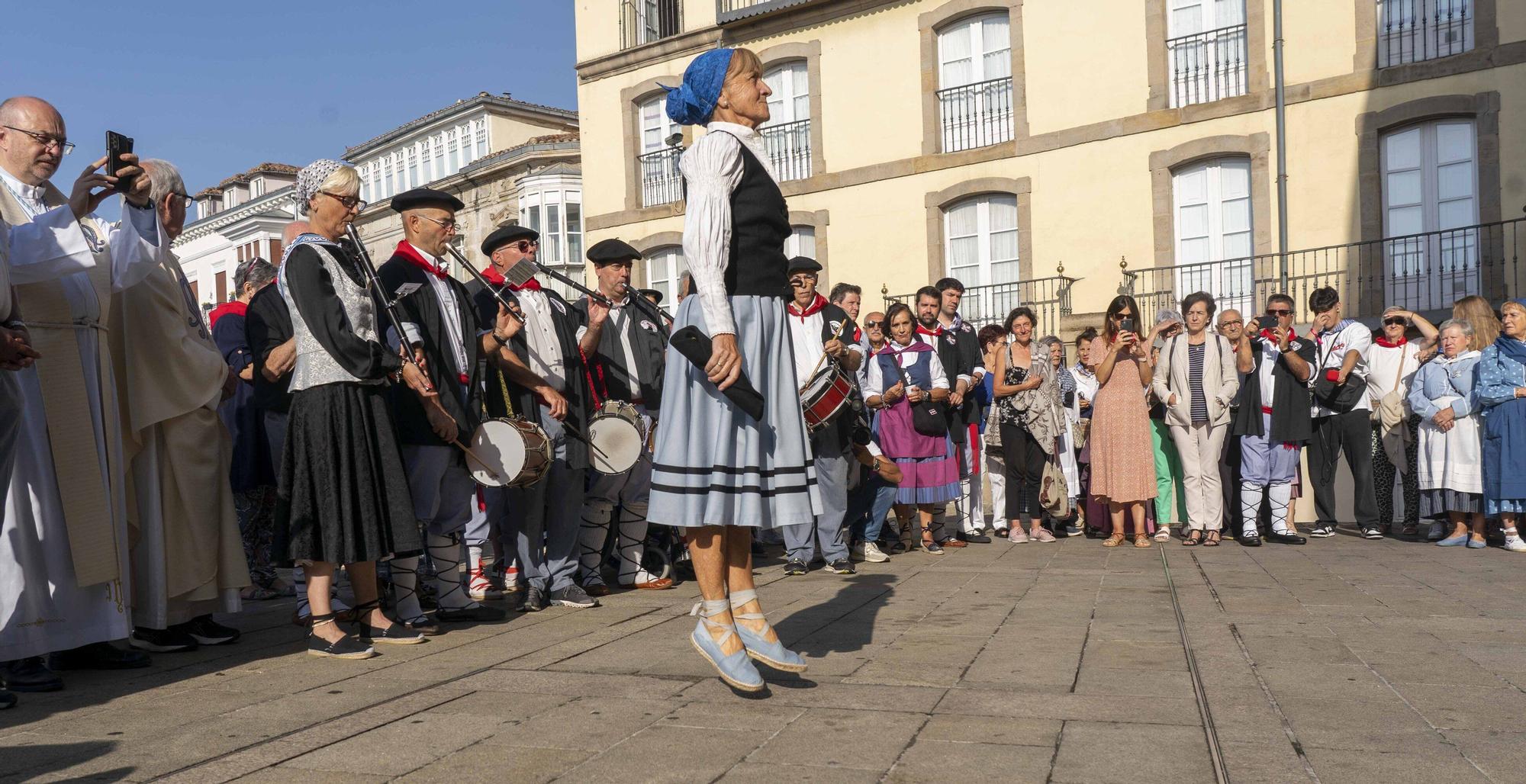 En imágenes: Blusas y neskas veteranos celebran su día en La Blanca
