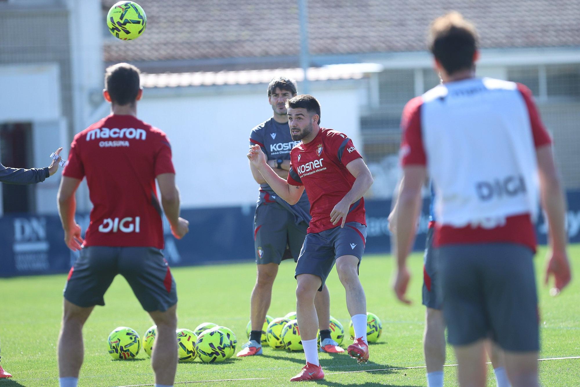Fotos del entrenamiento de Osasuna (martes 4 de noviembre de 2025)