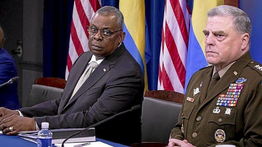 El secretario de Defensa, Lloyd Austin, y el general Mark Milley. Foto: Efe