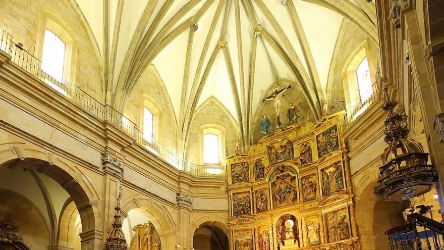 Durangok bisita gidatuak eskainiko ditu Santa Maria Basilikaren barrualdera
