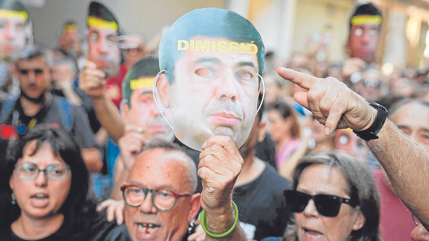 Si sólo fuera por Mazón, sería hasta fácil